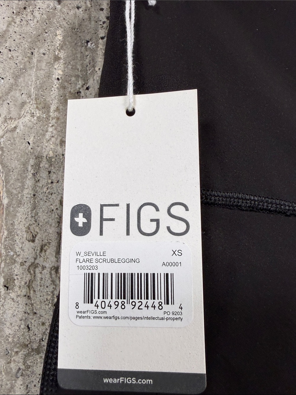 FIGS Women's High Waisted Seville Flare Scrublegging Size XS in Black - Picture 2 of 3